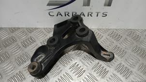 Gebruikte Steun (diversen) Mercedes C (W205) C-300 2.0 Turbo 16V Prijs € 30,00 Margeregeling aangeboden door SH Carparts