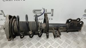 Gebruikte Mac Phersonpoot links-voor Mercedes A (W176) 1.5 A-180 CDI, A-180d 16V Prijs € 70,00 Margeregeling aangeboden door SH Carparts