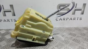 Gebruikte Selectiehendel automaat Mercedes C (W204) 2.2 C-220 CDI 16V Prijs € 70,00 Margeregeling aangeboden door SH Carparts