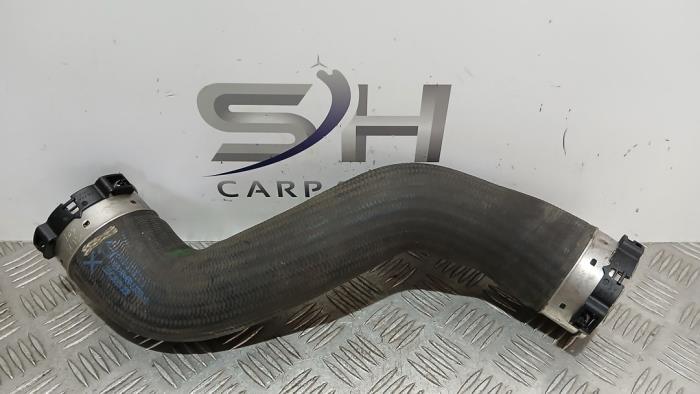 Gebruikte Intercooler Slang Mercedes GLK (204.7/9) 2.2 220 CDI 16V BlueEff.,BlueTEC 4-Matic Prijs € 30,00 Margeregeling aangeboden door SH Carparts