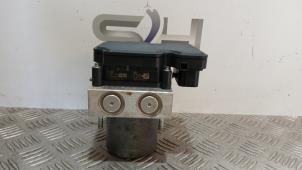 Gebruikte ABS Pomp Mercedes Vito (447.6) 1.6 111 CDI 16V Prijs € 130,00 Margeregeling aangeboden door SH Carparts