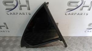 Gebruikte Driehoeks Ruit rechts-achter Mercedes A (W176) 1.5 A-180 CDI, A-180d 16V Prijs € 50,00 Margeregeling aangeboden door SH Carparts