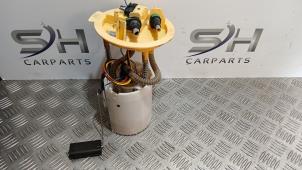 Gebruikte Tank element Pomp Mercedes B (W246) 1.8 B-180 CDI BlueEFFICIENCY 16V Prijs € 95,00 Margeregeling aangeboden door SH Carparts