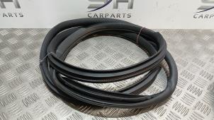 Gebruikte Portierrubber 4Deurs rechts-achter Mercedes GLC (X253) 2.2 250d 16V BlueTEC 4-Matic Prijs € 20,00 Margeregeling aangeboden door SH Carparts