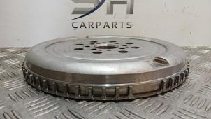 Gebruikte Vliegwiel Mercedes C Estate (S206) C-300 e 2.0 Turbo Prijs € 300,00 Margeregeling aangeboden door SH Carparts