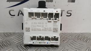 Gebruikte Centrale Deurvergrendelings Module Mercedes C Estate (S206) C-300 e 2.0 Turbo Prijs € 120,00 Margeregeling aangeboden door SH Carparts