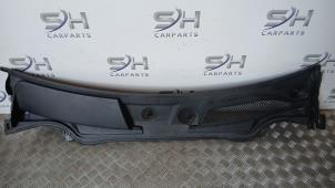 Gebruikte Paravent Mercedes A (W176) 1.6 A-200 16V Prijs € 40,00 Margeregeling aangeboden door SH Carparts