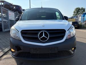 Gebruikte Voorkop compleet Mercedes Citan (415.6) 1.5 108 CDI Prijs op aanvraag aangeboden door SH Carparts