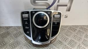 Gebruikte MMI schakelaar Mercedes E (W213) E-220d 2.0 Turbo 16V Prijs € 95,00 Margeregeling aangeboden door SH Carparts