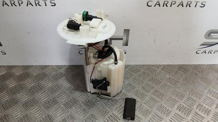 Gebruikte Tank element Pomp Mercedes A (W176) 1.6 A-180 16V Prijs € 45,00 Margeregeling aangeboden door SH Carparts