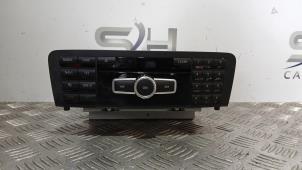 Gebruikte Radio Mercedes B (W246) 1.8 B-180 CDI BlueEFFICIENCY 16V Prijs € 107,00 Margeregeling aangeboden door SH Carparts