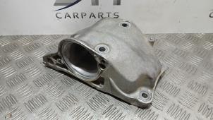 Gebruikte Cardan steun Mercedes A (W176) 1.6 A-180 16V Prijs € 20,00 Margeregeling aangeboden door SH Carparts