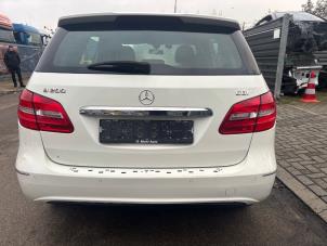 Gebruikte Achterklep Mercedes B (W246) 1.8 B-200 CDI BlueEFFICIENCY 16V Prijs € 190,00 Margeregeling aangeboden door SH Carparts
