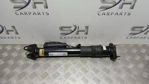 Gebruikte Schokdemper links-achter Mercedes R (W251) 3.0 320 CDI 24V 4-Matic Prijs € 240,00 Margeregeling aangeboden door SH Carparts