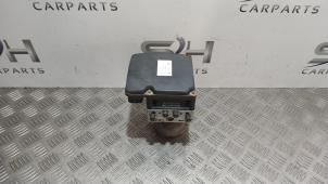 Gebruikte ABS Pomp Mercedes CLS (C219) 320 CDI 24V Prijs € 145,00 Margeregeling aangeboden door SH Carparts