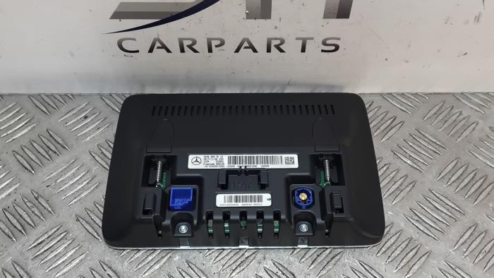 Display Interieur van een Mercedes-Benz A (W176) 1.6 A-180 16V 2018