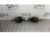 Mercedes-Benz A (W176) 1.6 A-180 16V Aandrijfas links-voor