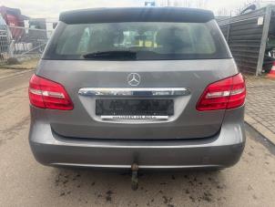 Gebruikte Achterklep Mercedes B (W246) 1.8 B-180 CDI BlueEFFICIENCY 16V Prijs € 250,00 Margeregeling aangeboden door SH Carparts