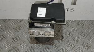 Gebruikte ABS Pomp Mercedes CLS Shooting Brake (X218) 350 CDI BlueEfficiency 3.0 V6 24V Prijs € 175,00 Margeregeling aangeboden door SH Carparts