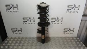 Gebruikte Mac Phersonpoot rechts-voor Mercedes A (177.0) 1.5 A-180d Prijs € 120,00 Margeregeling aangeboden door SH Carparts