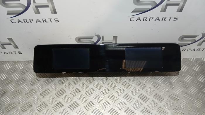 Gebruikte Display Interieur Mercedes A (177.0) 1.3 A-160 Turbo 16V Prijs € 295,00 Margeregeling aangeboden door SH Carparts