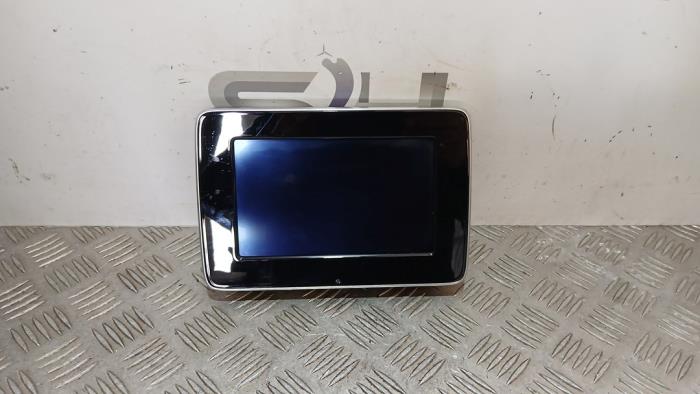 Gebruikte Display Interieur Mercedes B (W246/W242) 2.1 B-200 CDI BlueEFFICIENCY, B-200d 16V Prijs € 90,00 Margeregeling aangeboden door SH Carparts
