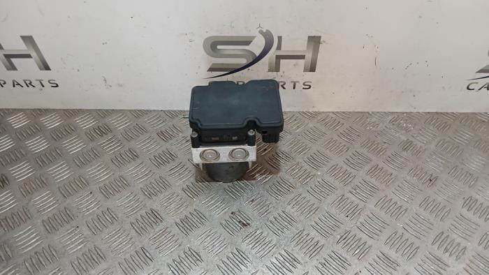 Gebruikte ABS Pomp Opel Grandland/Grandland X 1.2 Turbo 12V Prijs € 59,98 Margeregeling aangeboden door SH Carparts
