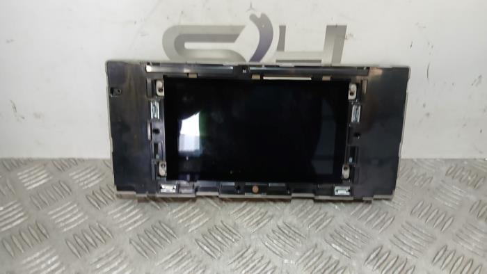 Gebruikte Display Interieur Mercedes Sprinter 3,5t (910.0/910.1/907.1/907.2) 311 CDI 2.0 D RWD Prijs € 389,98 Margeregeling aangeboden door SH Carparts