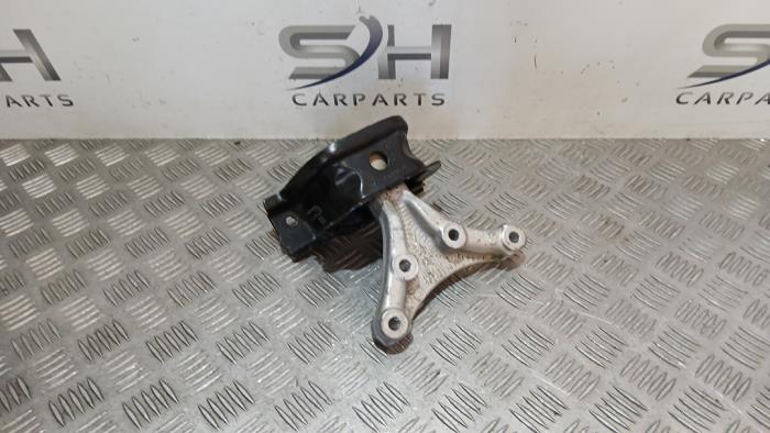 Gebruikte Motorrubber Opel Crossland (X) 1.2 Turbo 12V Prijs € 8,98 Margeregeling aangeboden door SH Carparts