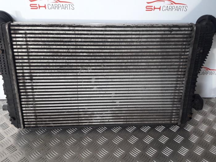Gebruikte Intercooler Volkswagen Touran (1T1/T2) 1.9 TDI 105 Euro 3 Prijs € 48,00 Margeregeling aangeboden door SH Carparts
