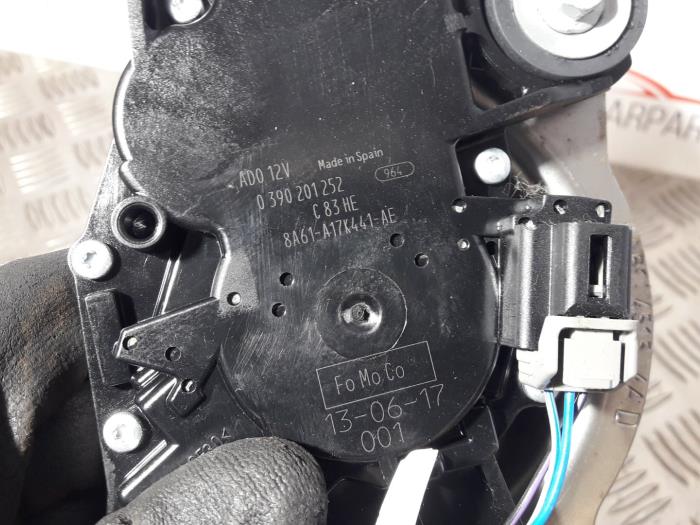Ruitmechaniek achter van een Ford Fiesta 6 (JA8) 1.25 16V 2014