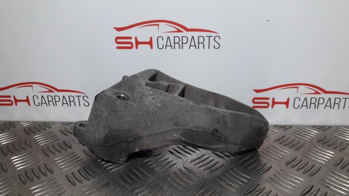 Gebruikte Motorsteun Mercedes A (W169) 1.5 A-160 Prijs € 15,00 Margeregeling aangeboden door SH Carparts