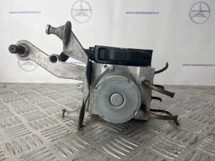 Gebruikte ABS Pomp Mercedes B (W245) 2.0 B-200 16V Turbo Prijs € 50,00 Margeregeling aangeboden door van Sabben Parts