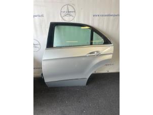 Gebruikte Deur 4Deurs links-achter Mercedes E (W212) E-200 1.8 NGT 16V BlueEfficiency Prijs € 200,00 Margeregeling aangeboden door van Sabben Parts