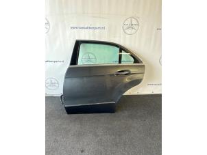 Gebruikte Deur 4Deurs links-achter Mercedes E (W212) E-200 CDI 16V BlueEfficiency,BlueTEC Prijs € 200,00 Margeregeling aangeboden door van Sabben Parts