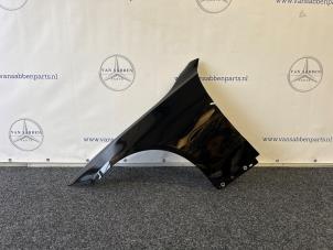 Gebruikte Scherm links-voor Mercedes C (W206) C-220d 2.0 Turbo 16V Prijs € 350,00 Margeregeling aangeboden door van Sabben Parts