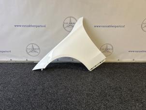 Gebruikte Scherm links-voor Mercedes C (W206) C-220d 2.0 Turbo 16V Prijs € 300,00 Margeregeling aangeboden door van Sabben Parts