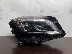 Gebruikte Koplamp rechts Mercedes GLA (156.9) 1.5 180 CDI, d 16V Prijs € 700,00 Margeregeling aangeboden door van Sabben Parts