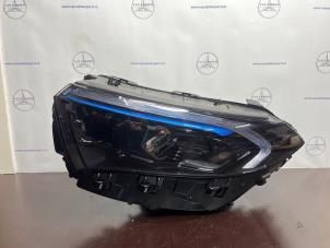 Gebruikte Koplamp links Mercedes EQA (N243) 250+ 71 kWh Prijs € 950,00 Margeregeling aangeboden door van Sabben Parts