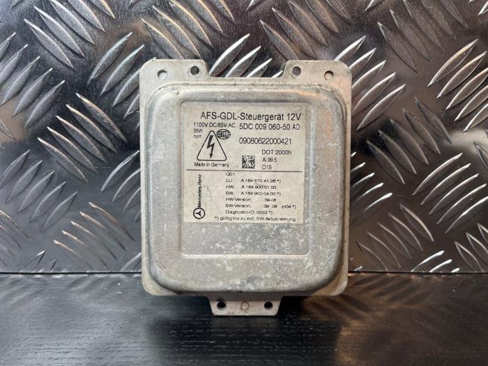 Gebruikte Xenon module Mercedes GL (X164) 3.0 GL 320 CDI V6 24V Prijs € 100,00 Margeregeling aangeboden door van Sabben Parts