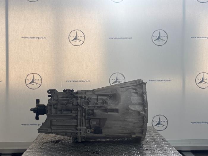 Gebruikte Versnellingsbak Mercedes C (W205) C-200 1.6 CDI BlueTEC, C-200 d 16V Prijs € 700,00 Margeregeling aangeboden door van Sabben Parts