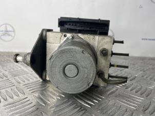 Gebruikte ABS Pomp Mercedes Sprinter 3,5t (906.63) 311 CDI 16V 4x4 Prijs € 90,75 Inclusief btw aangeboden door van Sabben Parts