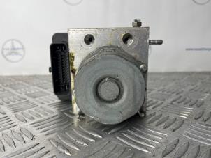 Gebruikte Computer ABS Mercedes B (W246) 1.6 B-180 BlueEFFICIENCY Turbo 16V Prijs € 100,00 Margeregeling aangeboden door van Sabben Parts