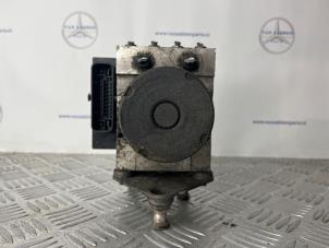 Gebruikte ABS Pomp Mercedes Vito (639.6) 2.2 110 CDI 16V Euro 5 Prijs € 90,75 Inclusief btw aangeboden door van Sabben Parts