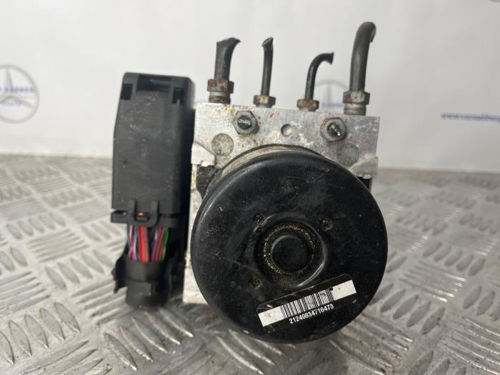 Gebruikte ABS Pomp Mercedes C (W204) 2.2 C-220 CDI 16V BlueEFFICIENCY Prijs € 200,00 Margeregeling aangeboden door van Sabben Parts
