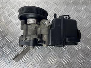 Gebruikte Servopomp Mercedes C (W204) 2.2 C-180 CDI 16V BlueEFFICIENCY Prijs € 75,00 Margeregeling aangeboden door van Sabben Parts