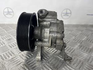 Gebruikte Pomp Servo Mercedes CLS (C219) 350 CDI 24V Prijs € 150,00 Margeregeling aangeboden door van Sabben Parts