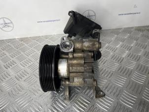 Gebruikte Servopomp Mercedes E (C207) E-350 CDI V6 24V Prijs € 150,00 Margeregeling aangeboden door van Sabben Parts