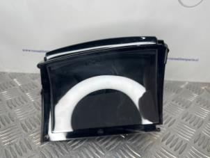 Gebruikte Head-up display Mercedes C (W205) C-250 2.2 CDI 16V BlueTEC, C-250d Prijs € 200,00 Margeregeling aangeboden door van Sabben Parts