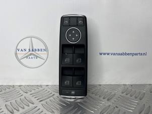 Gebruikte Schakelaar Elektrisch Raam Mercedes C Estate (S204) 2.2 C-180 CDI 16V BlueEFFICIENCY Prijs € 40,00 Margeregeling aangeboden door van Sabben Parts